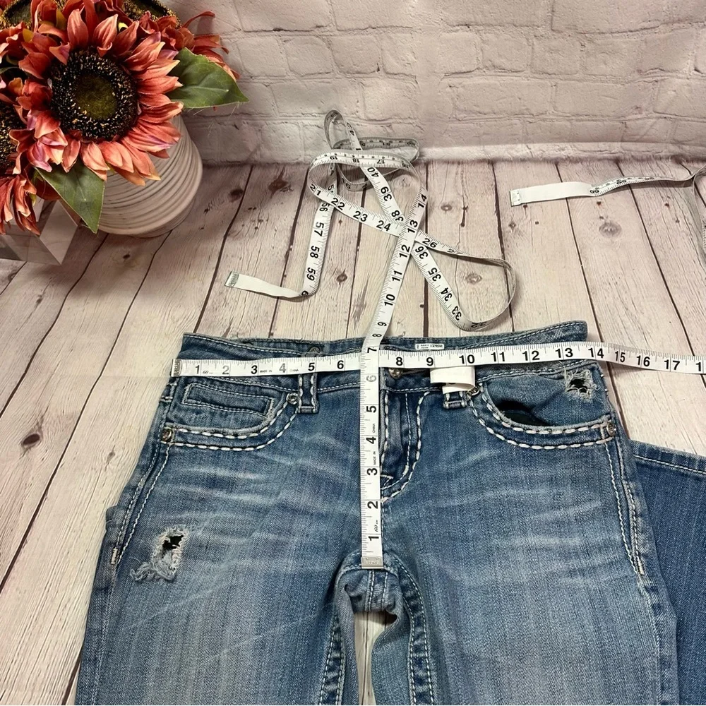 Miss Me low rise Y2K Distressed Skinny Jeans womens 27 embellished boho festival